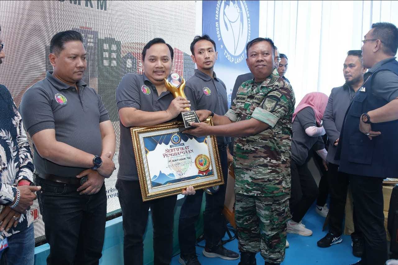 Bukit Asam Raih Gelar Perusahaan Terbaik di Ajang Serelo CSR Award