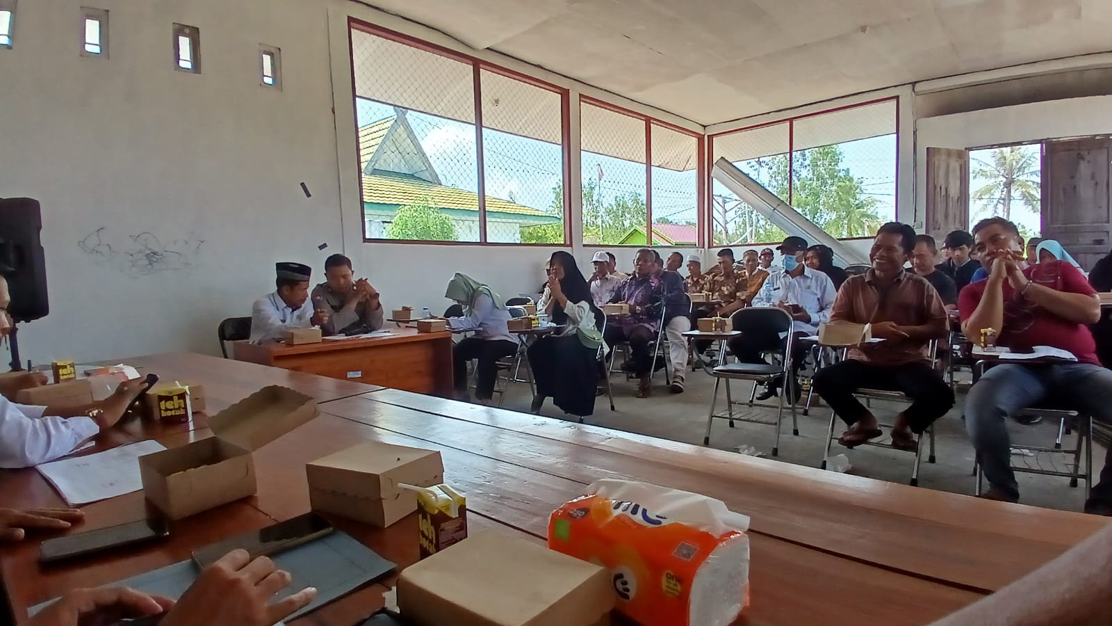 Babinsa 1015-09/Seruyan Hilir Hadiri Musdes Penetapan Rencana Kerja Pemerintah Desa TA 2024