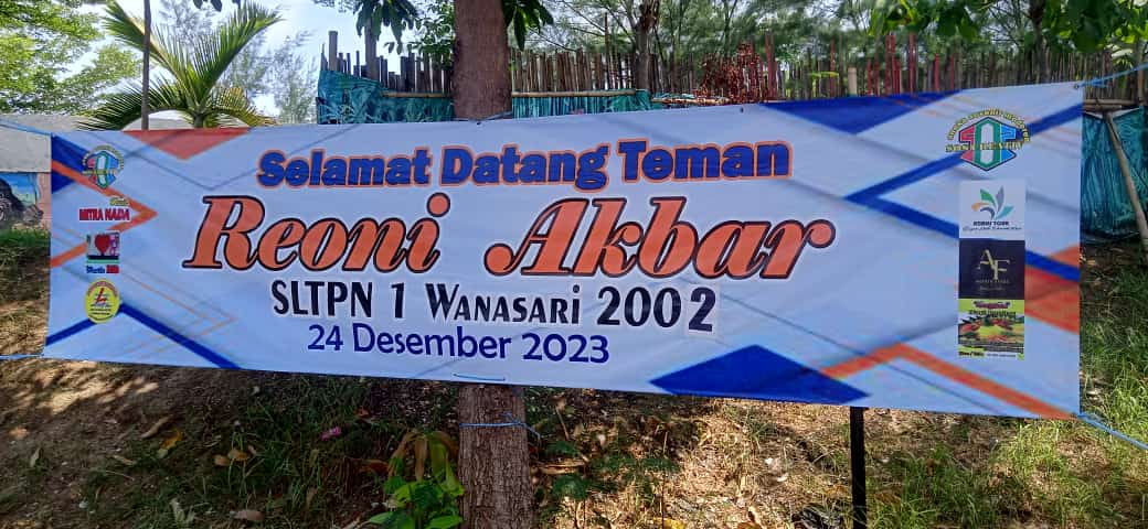 ALUMNI SLTP N 1 WANASARI BREBES GELAR REUNI AKBAR & SANTUNAN ANAK YATIM.