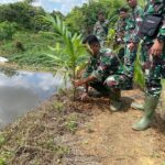 1012-07/Dusun Tengah Laksanakan Karya Bhakti Tanam Pohon
