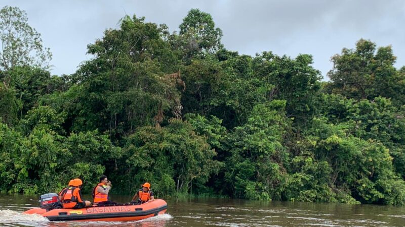 TERJATUH DARI KAPAL, SEORANG WNA ASAL MYANMAR HILANG DI SUNGAI BARITO