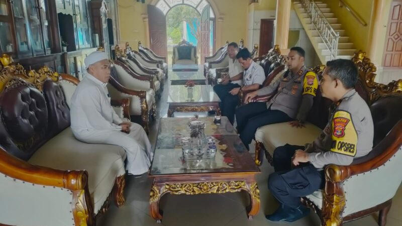 Silatuhrahmi Kamtibmas, Kapolres AKBP Teddy Rachesna Kunjungi Ketua MUI Lampung Utara