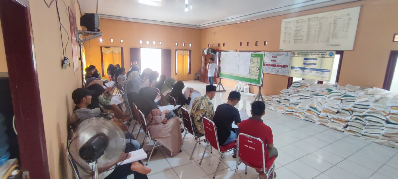 PPS Tanjung Aman Lampung Utara Berikan Pembekalan Bagi Pemegang Sirekap Dan Tungsura.
