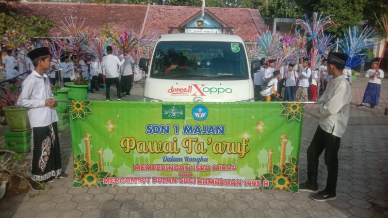 Peringati Isra Mira’j Dan Sambut Bulan Ramadhan 1445 H, SD Negeri 1 Majan Tulungagung Gelar Pawai Ta’aruf