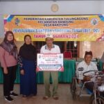 Pemerintah Desa Bandung Tulungagung Salurkan Bantuan Langsung Tunai (BLT) Dana Desa 2024