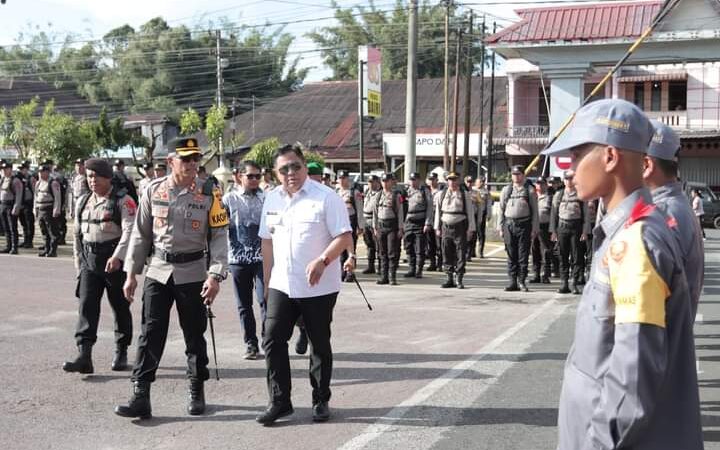 Jelang Pemilu 2024, Bupati Eddy Berutu Ikuti Apel Pergeseran Pasukan Pengamanan