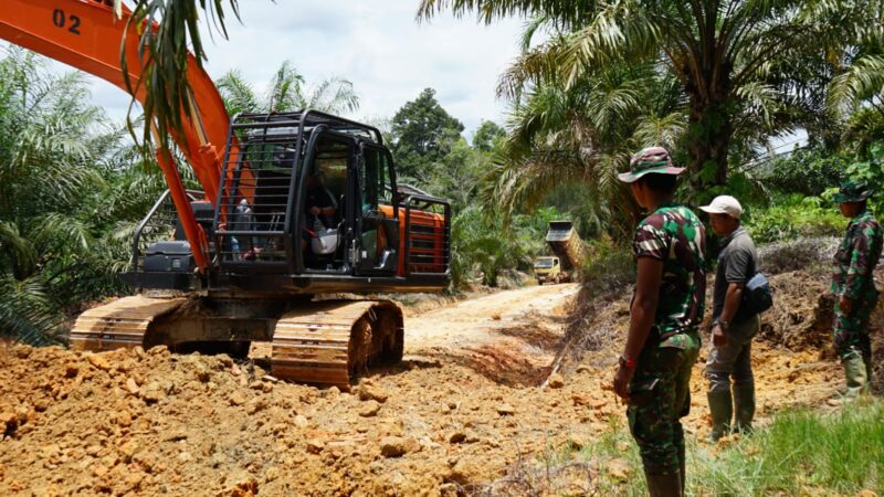 H +16 Proyek Perbaikan Jalan TMMD Kodim Palangka Raya Capai 61 Persen