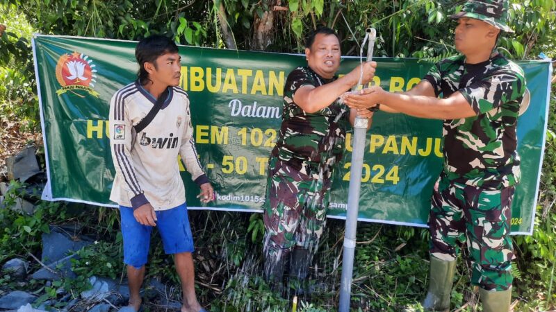 Kodim 1015/Sampit Sambut HUT Korem 102/Pjg Dengan Membuat Sumur Boor Untuk Warga