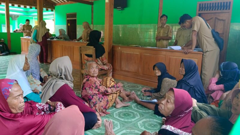Penyaluran BLT-DD Desa Suruh Kabupaten Ngawi Tahap 1, 2 dan 3 Tahun 2024.