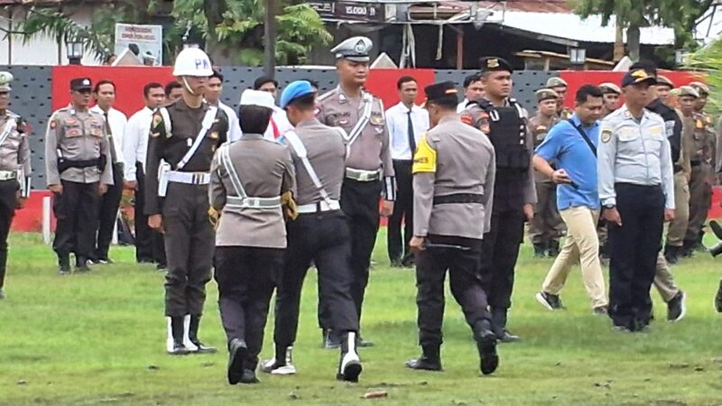 Komandan Kodim 1015/Sampit Hadiri Apel Gelar Pasukan Oprasi Ketupat Telabang Tahun 2024.