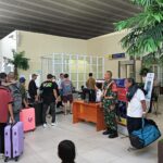 Babinsa Kodim 1015/Sampit Pantau Arus Balik di Bandar Udara H.Hasan Sampit