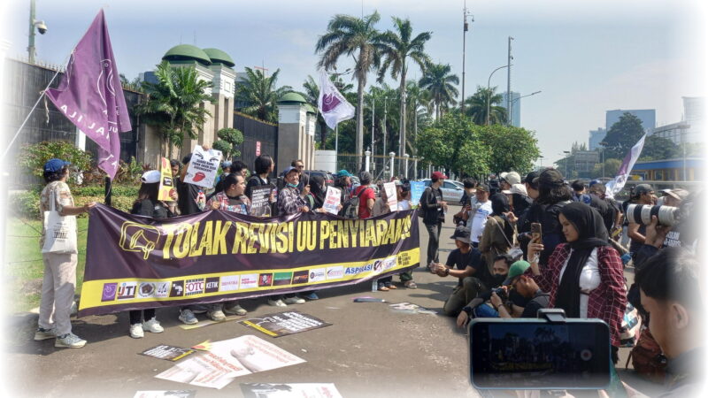 Tolak Revisi UU Penyiaran, Hari Ini Organisasi Jurnalis Pro Demokrasi Gelar Aksi di Depan DPR RI