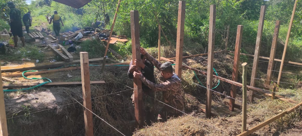 Satgas TMMD ke 120,Kodim 1015/Sampit Mulai Bangun Jembatan Penghubung.