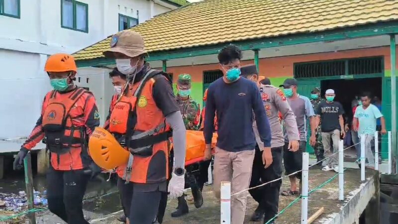 TIM SAR GABUNGAN AKHIRNYA TEMUKAN ANAK YANG TENGGELAM DI SUNGAI BARITO