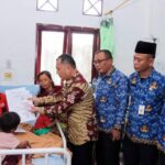 Atensi Pemkab Dairi Pada Kasus KDRT Terus Mengalir, Pj Bupati Kunjungi Korban di RSUD dan Serahkan Adminduk