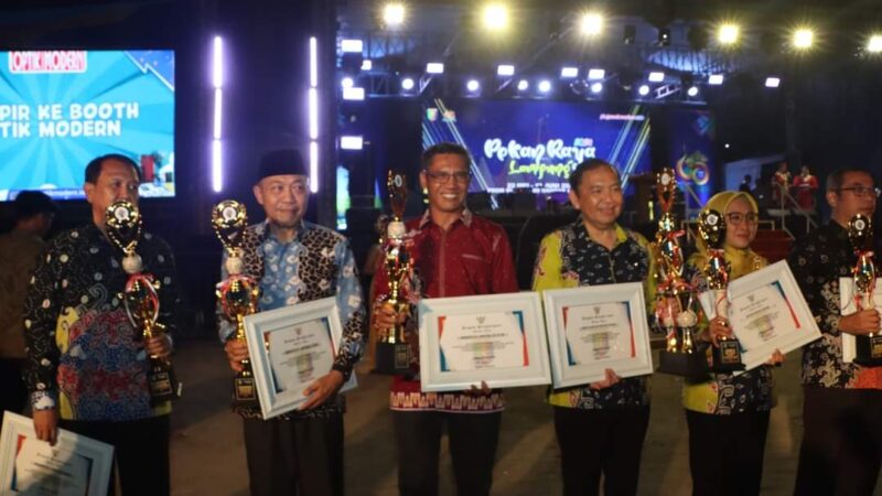 Lampung Utara Raih Penghargaan Anjungan Inspiratif Di Lampung Fair 2024.