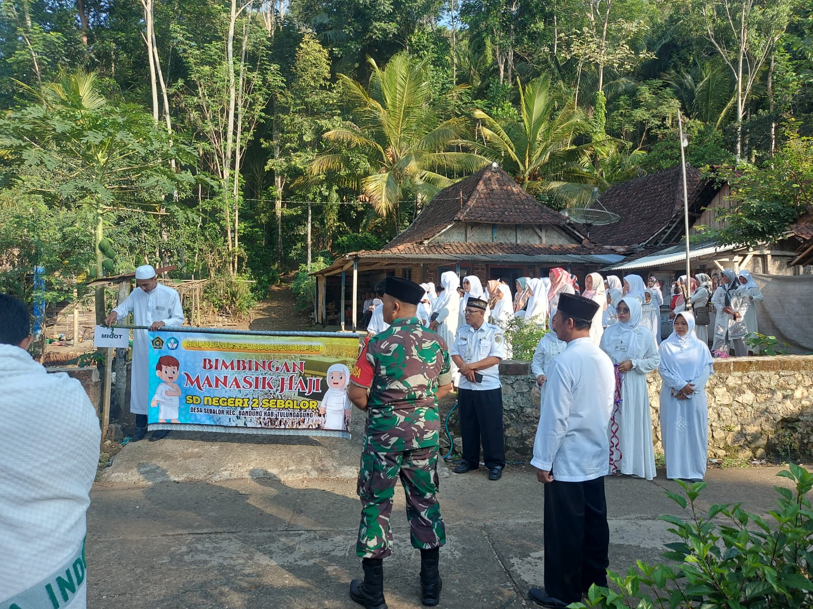 Terasa Istimewa..! SD Negeri 2 Sebalor Tulungagung Gelar Bimbingan Manasik Haji