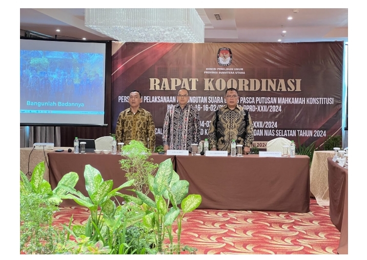 KETUA BAWASLU SUMUT HADIRI RAPAT KOORDINASI DENGAN KPU PROVINSI SUMATERA UTARA