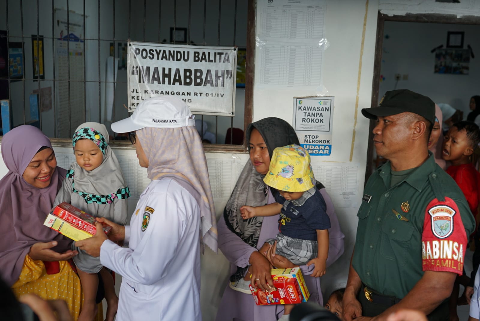 Dukung Program Pemerintah, Babinsa Turut Andil Dalam Mewujudkan Penurunan Stunting di Palangka Raya