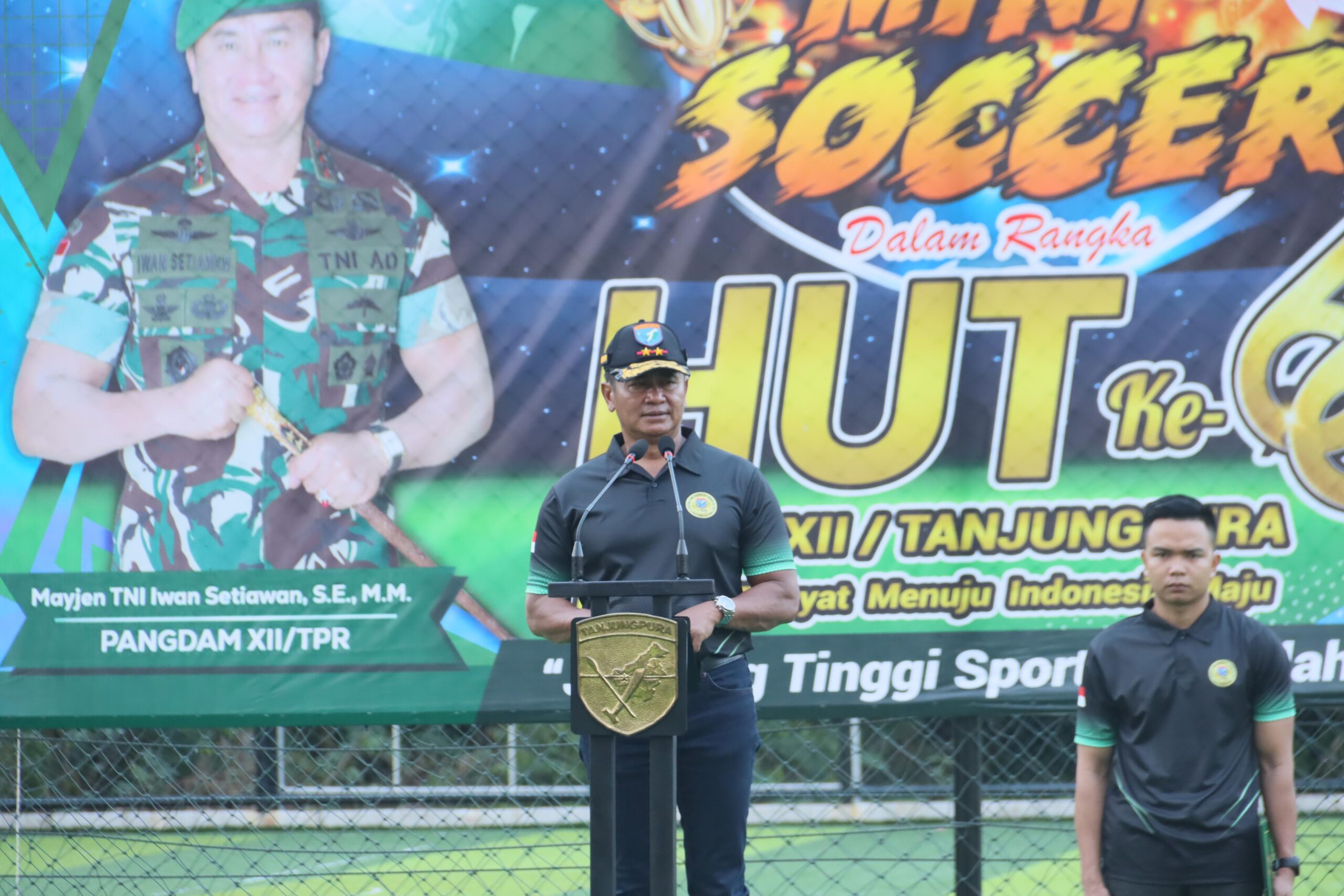 Pangdam Tanjungpura Buka Turnamen Mini Soccer Dalam Rangka HUT ke-66 Kodam XII/Tpr