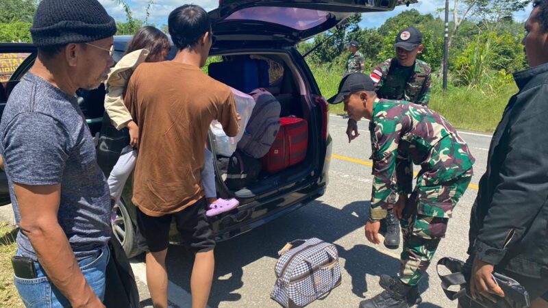 Satgas Yonkav 12/BC Gelar Sweeping di Jalan Lintas Malindo