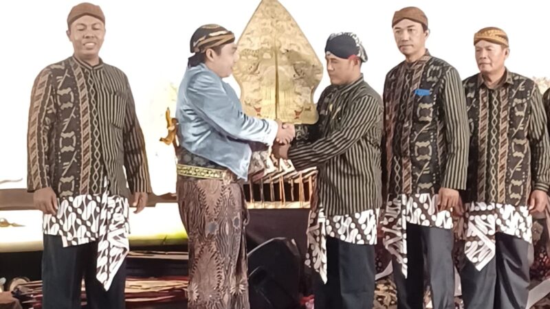 Pengajian Dan Gelar Wayang Kulit, Agenda Tasyakuran Bersih Desa Ngepeh Tulungagung