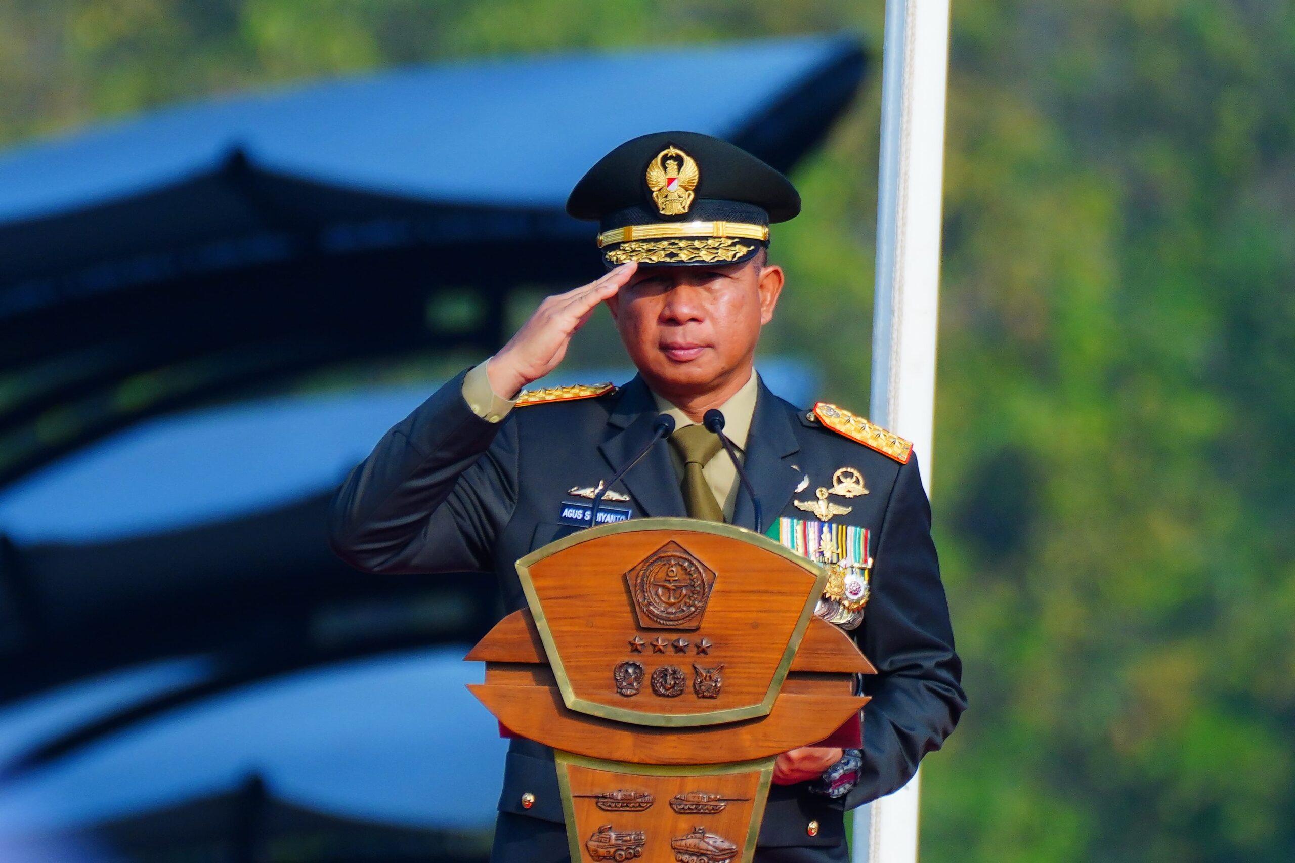 Panglima TNI Melantik 350 Perwira Prajurit Karier TNI TA 2024