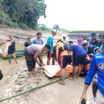 SISWA SMP YANG TENGGELAM DI SUNGAI BARITO, DITEMUKAN TIM SAR GABUNGAN