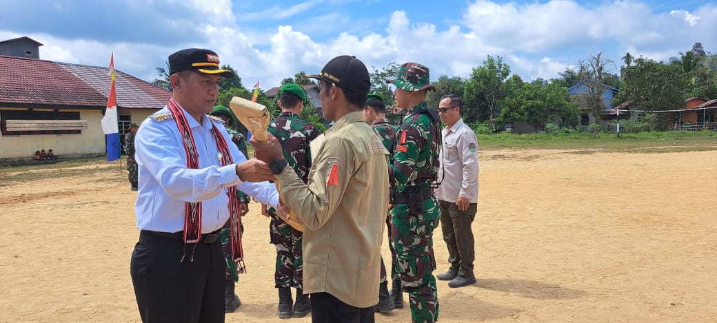 Pj Bupati Landak Resmi Buka TMMD ke-121 Kodim 1210/Ldk “Dengan Tema Darma Bhakti TMMD Mewujudkan Percepatan Pembangunan Di Wilayah”