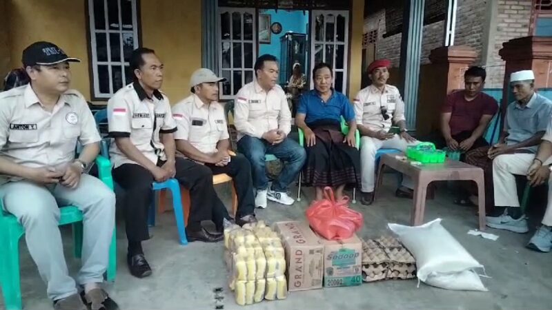 Ormas GAPTA Peduli Musibah Kebakaran dan Menyalurkan Bantuan Paket Sembako ke Korban.