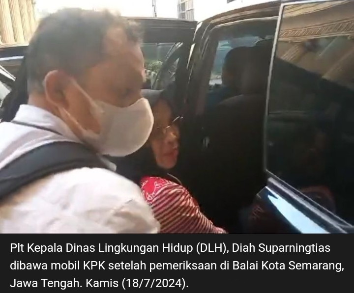 KPK Bawa Plt Kadis Lingkungan Hidup Kota Semarang, Setelah Usai Menggeledah Kantor Balai Kota.