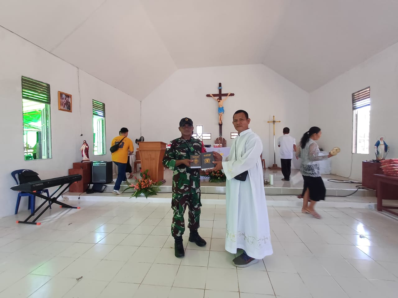 Satgas Pamtas RI-Malaysia Hadiri Peresmian Gereja Katolik Santo Stepanus