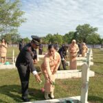 Memperingati Hari Pengayoman Ke-79 Lapas Sampit Laksanakan Upacara Dan Tabur Bunga Di Taman Makam Pahlawan “Batarung” Sampit