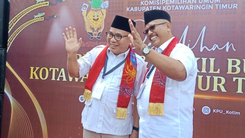 Sanidin dan Siyono Sebagai Calon Bupati dan Wakil Bupati Resmi Mendaftar di KPU Kotim