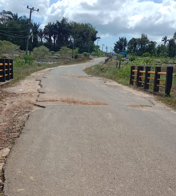 Kondisi Jalan Kelidet Rusak Berat, Warga Desa Gunung Muda Kecamatan Belinyu Dan Sekitarnya Mengeluh, Minta Perhatian Pemerintah