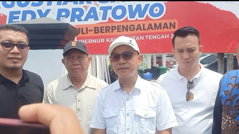 TIM PEMENANGAN AGUSTIAR – EDY MENGADAKAN RAPAT PENTINGDI SEKRETARIAT POSKO PEMENANGAN