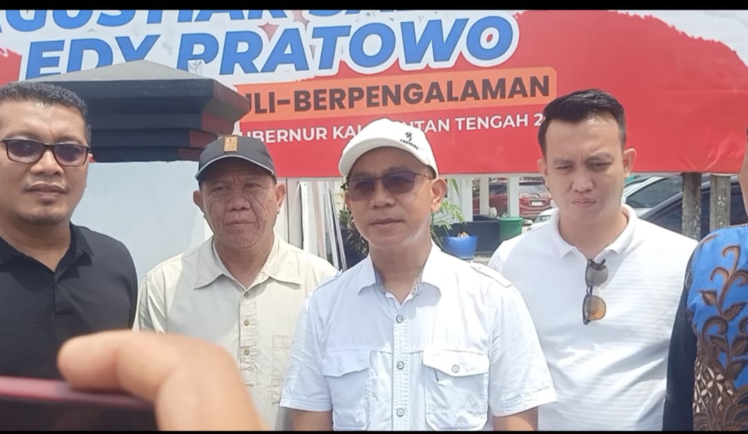 TIM PEMENANGAN AGUSTIAR – EDY MENGADAKAN RAPAT PENTINGDI SEKRETARIAT POSKO PEMENANGAN