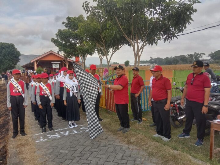 HUT RI KE- 79, UPASP BANDUNG TULUNGAGUNG GELAR LOMBA BARIS- BERBARIS TINGKAT SD DAN MI