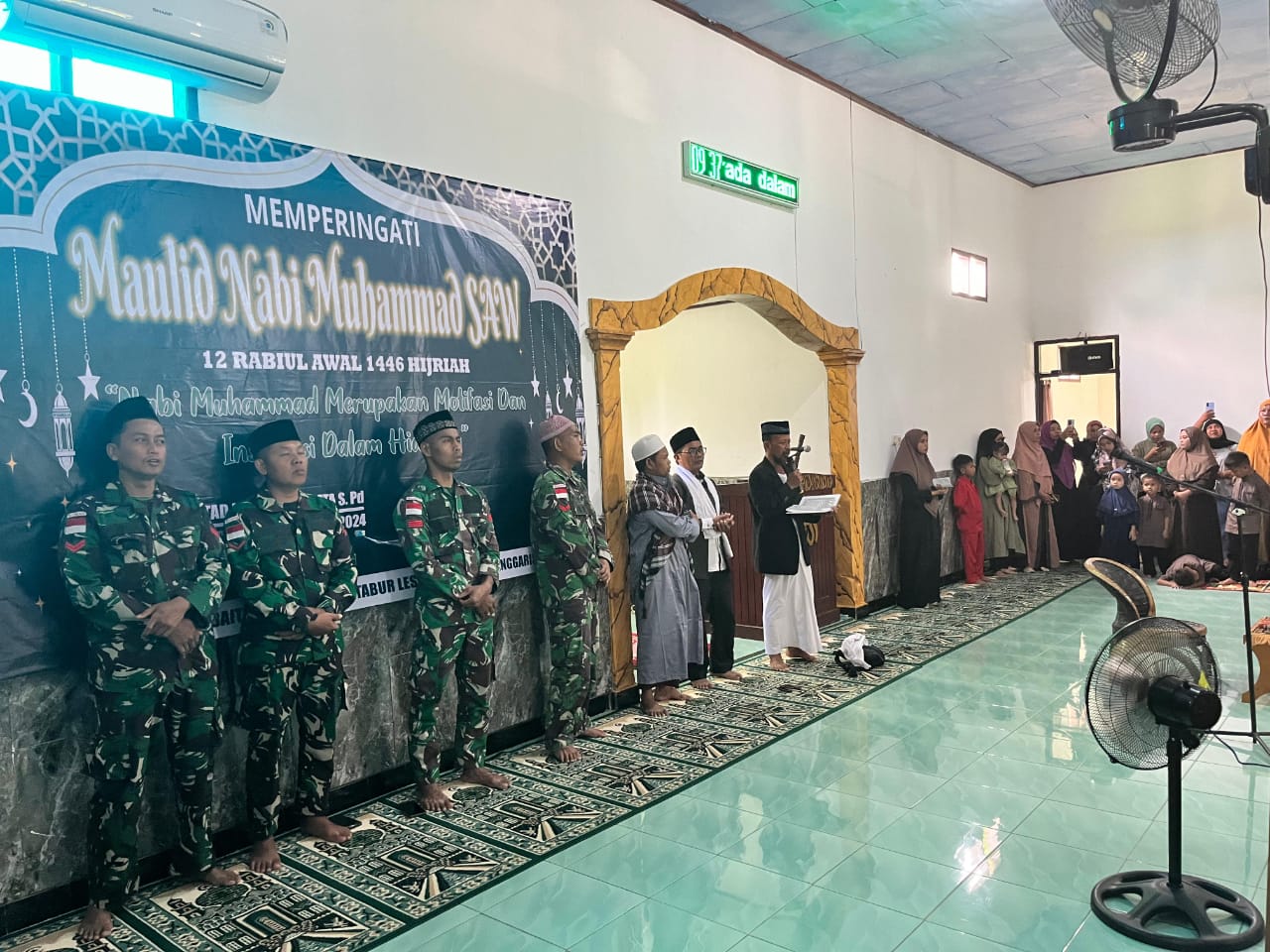 Satgas Pamtas Yonarmed 11 Kostrad Hadiri Maulid Nabi Muhammad SAW, Perkuat Kebersamaan di Perbatasan