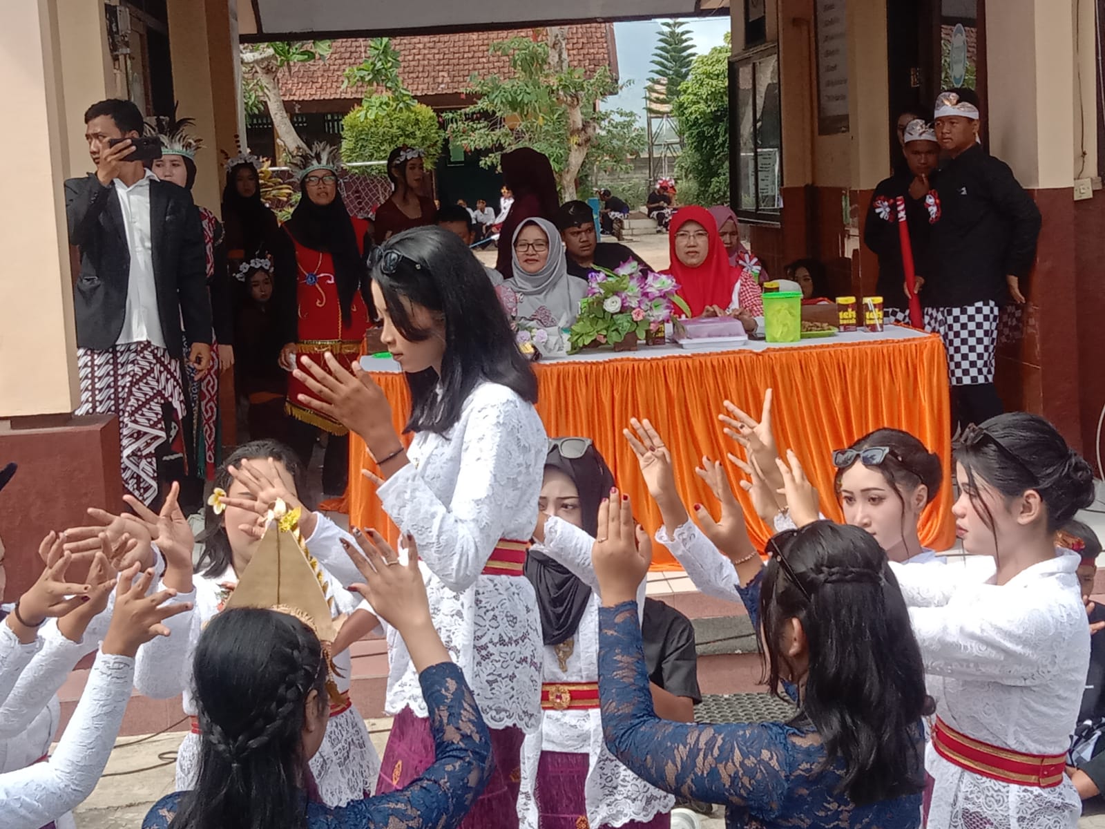 SMP NEGERI 3 BANDUNG TULUNGAGUNG, SUKSES GELAR KARYA “BARIS KREASI”