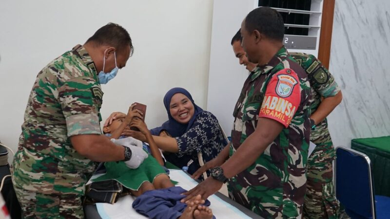 Menyambut HUT Ke-79 TNI Gelar Pengobatan Umum, Sunatan Massal, Donor Darah Dan Bagikan Sembako