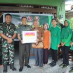 Menyambut HUT TNI Ke-79 Dandim 1016/Plk Serahkan Baksos Kepada Veteran Dan Warakawuri