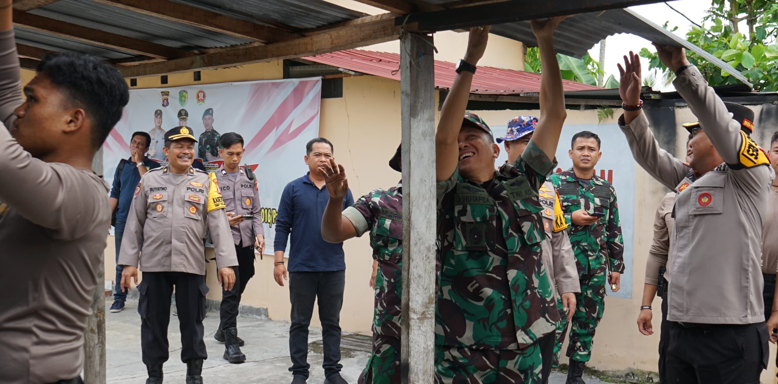 Sinergitas Pemko, Kodim dan Polres Terwujud dalam Pembangunan Rumah Tidak Layak Huni (RTLH)