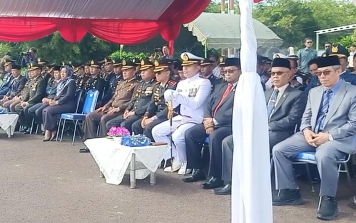 TNI AU LANUD ISKANDAR MENGGELAR UPACARA DALAM RANGKA MERAYAKAN PUNCAK PERINGATAN HUT KE 79.