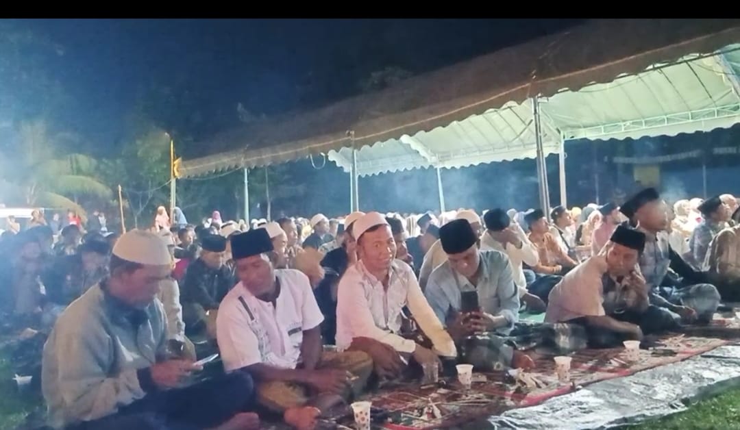 PASANGAN CALON BUPATI DAN WAKIL BUPATI NOMOR URUT 1 RAHMAT HIDAYAT EKO SOEMARNO MENGGELAR KAMPANYE TERBUKA DI BERBAGAI LOKASI