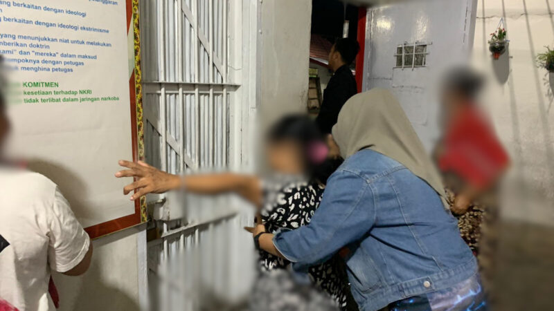 Lapas Kelas IIB Sampit Gelar Razia di Blok Hunian WBP Wanita untuk Deteksi Dini Gangguan Keamanan dan Wujudkan Zero Halinar