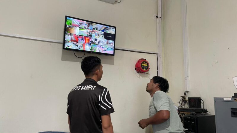 Lakukan Perawatan CCTV, Upaya Lapas Sampit Tingkatkan Deteksi Dini Gangguan Keamanan