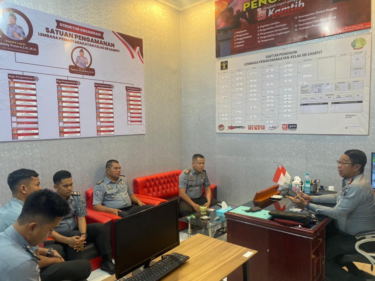 Kalapas Berikan Penguatan Tugas dan Fungsi Pengamanan Untuk Keamanan Lapas Sampit