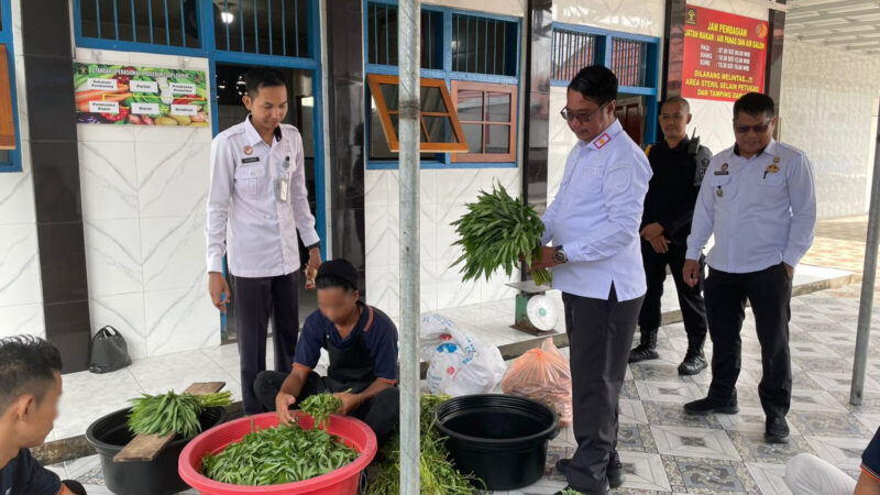 Pengawasan Kalapas Sampit Pastikan Pemberian Makanan Sesuai Standar Gizi