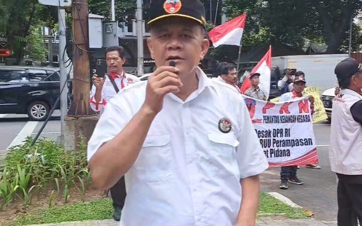 PEMANTAU KEUANGAN NEGARA DEMO EMPAT LEMBAGA NEGARA DI JAKARTA